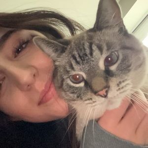 Meet your Posher, Isabella